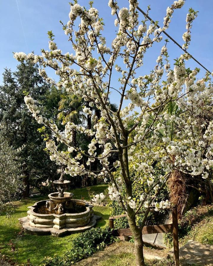 Torre De Salis Bed and Breakfast Gussago Εξωτερικό φωτογραφία