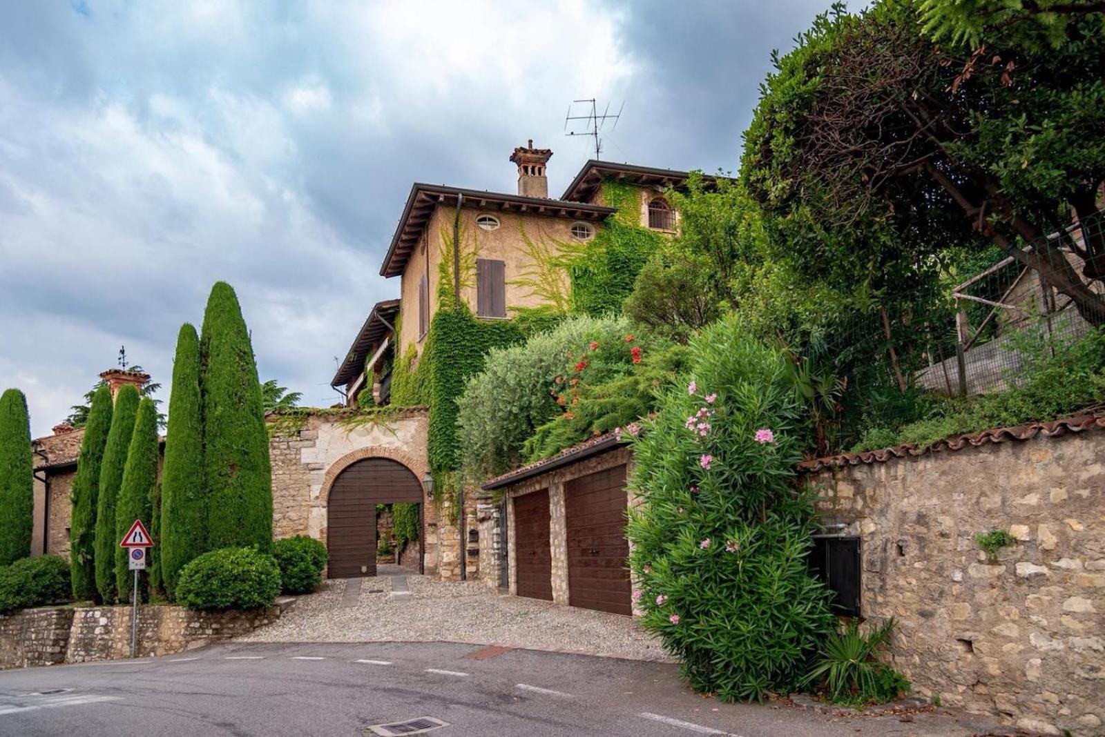 Torre De Salis Bed and Breakfast Gussago Εξωτερικό φωτογραφία