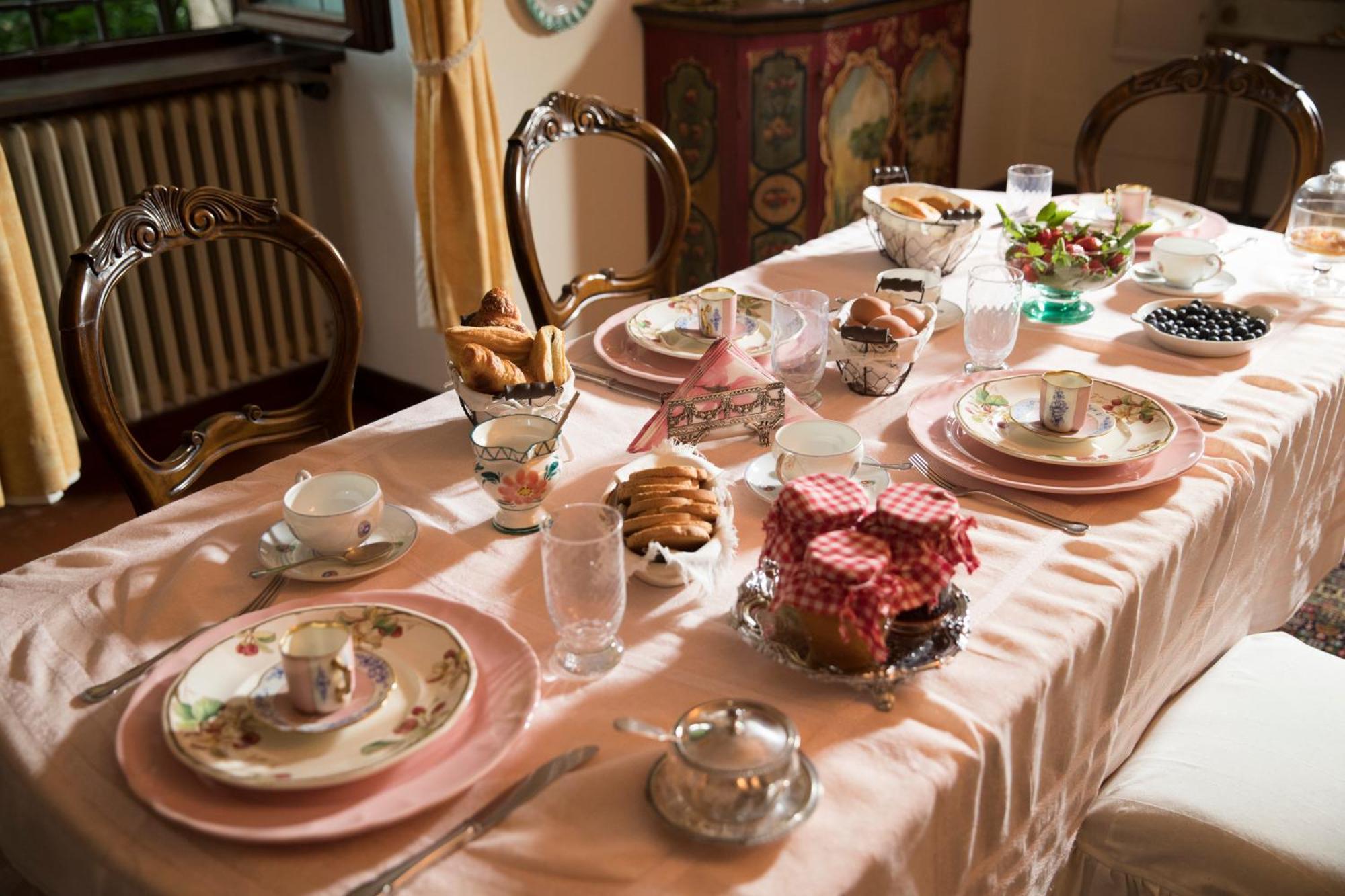 Torre De Salis Bed and Breakfast Gussago Εξωτερικό φωτογραφία