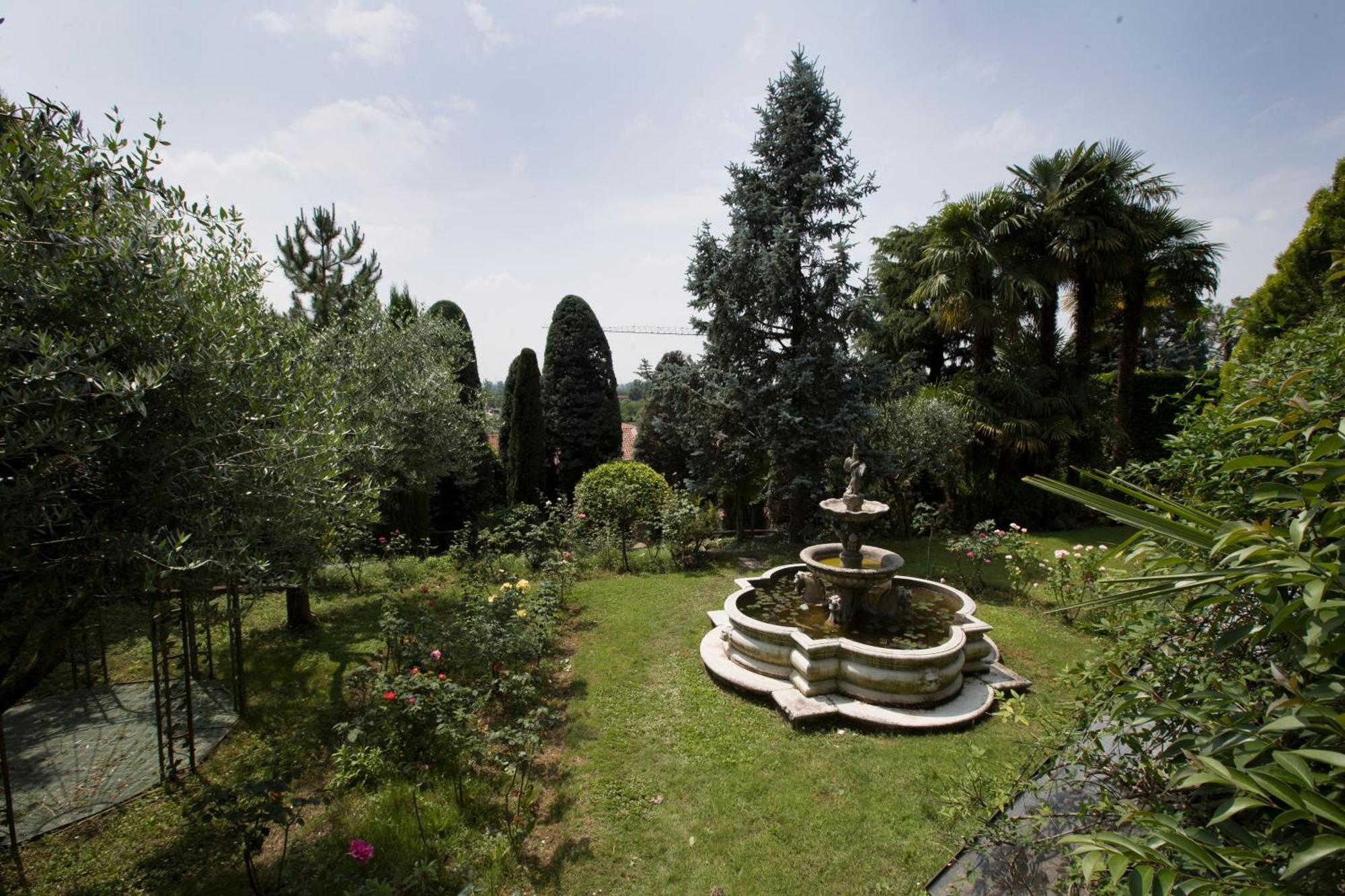 Torre De Salis Bed and Breakfast Gussago Εξωτερικό φωτογραφία