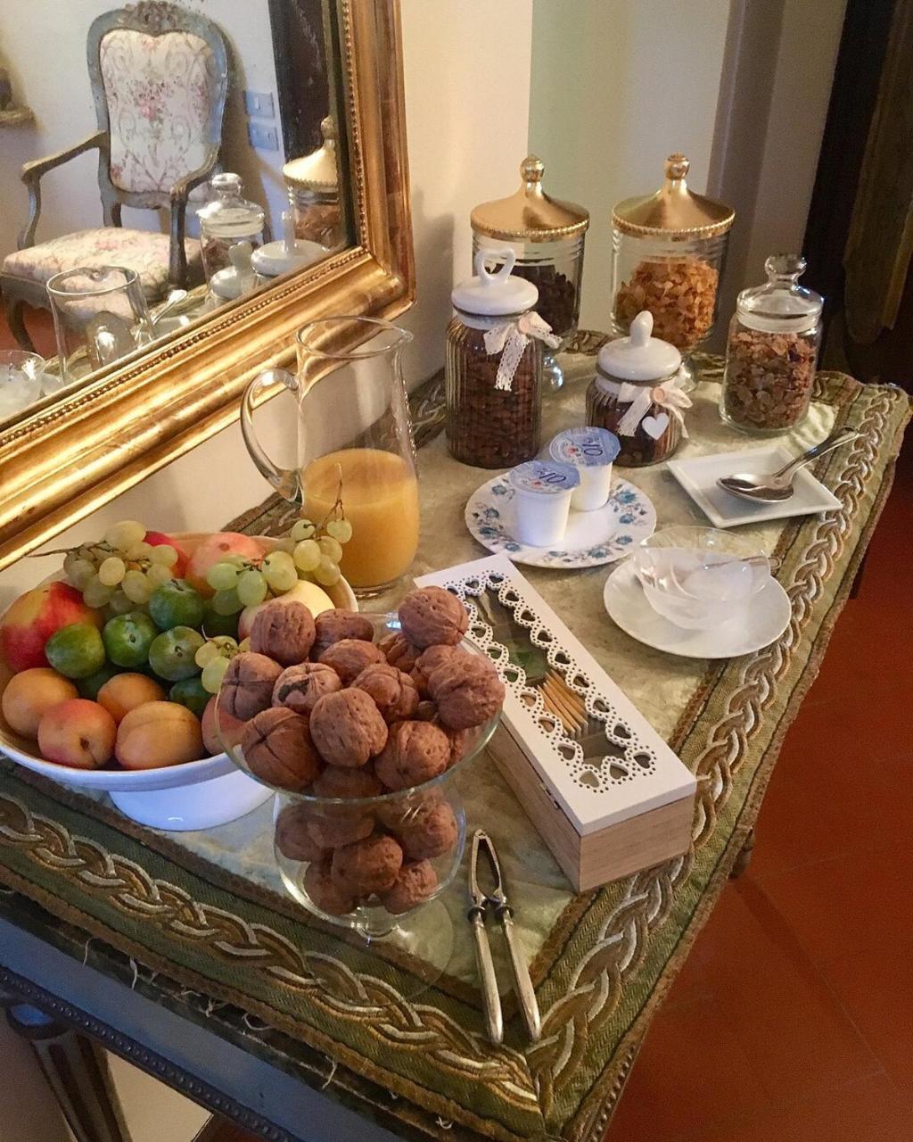Torre De Salis Bed and Breakfast Gussago Εξωτερικό φωτογραφία
